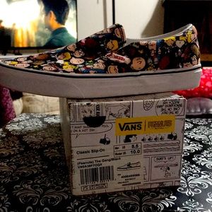 Vans Peanuts Classic Slip on Sz 8.5 Men or 10 Womens